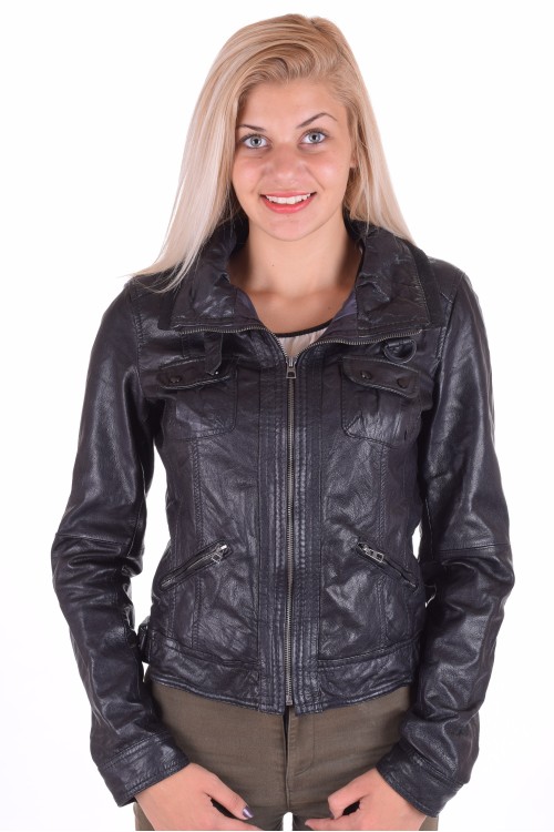 Модерно дамско яке от естествена кожа 64.00 лв.