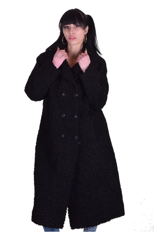 Стилно черно палто от естествен косъм 168.00 лв.