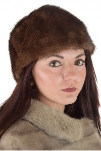 Светло кафява дамска шапка от естествен косъм