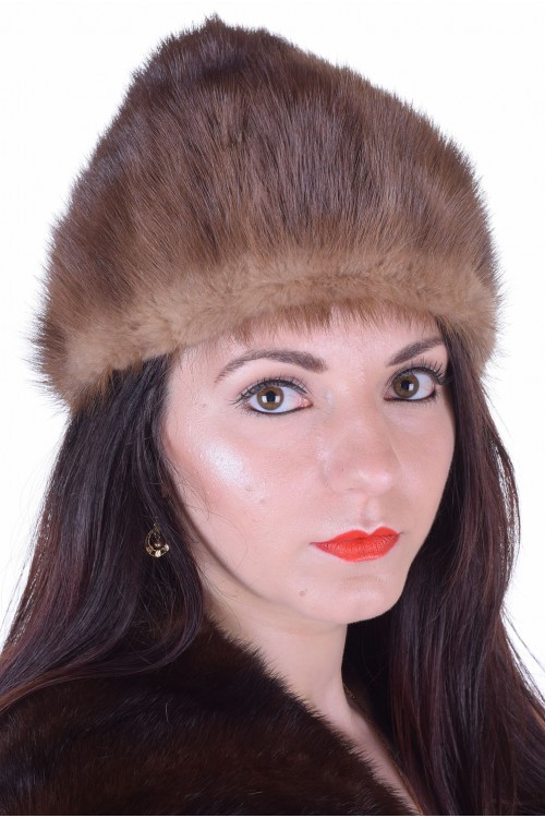Красива дамска шапка от естествен косъм 33.00 лв.