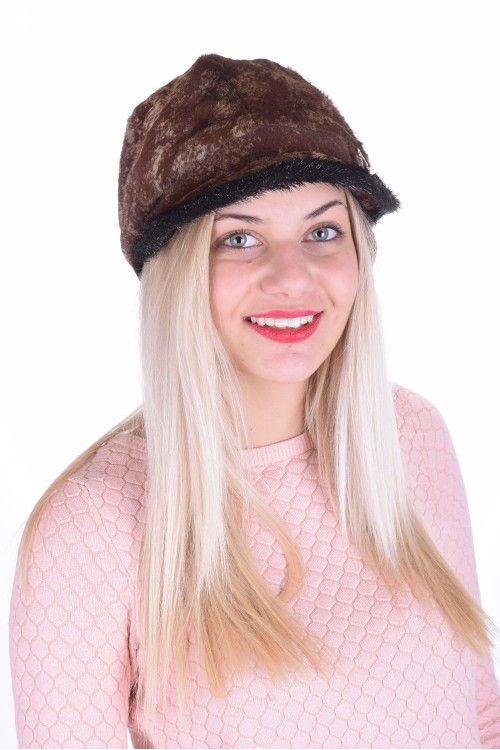 Дамска шапка от естествен косъм 21.00 лв.
