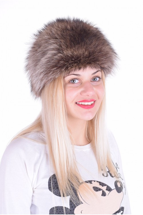 Дамска шапка от естествен косъм 40.00 лв.