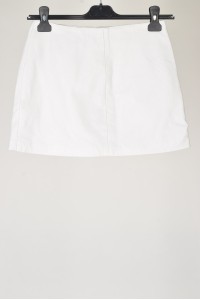 Кокетна бяла пола от естествена кожа