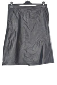 Черна пола от естествена кожа