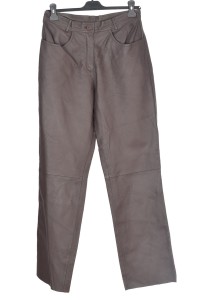 Тъмно кафяв дамски панталон от естествена кожа