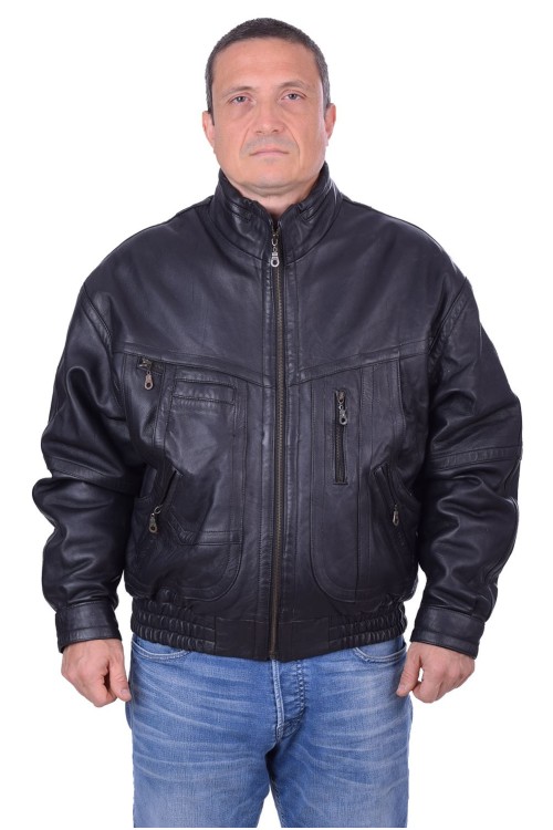Черно късо яке 74.00 лв.