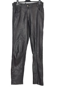 Класически дамски панталон от естествена кожа