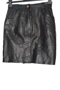 Модерна черна дамски пола от естествена кожа