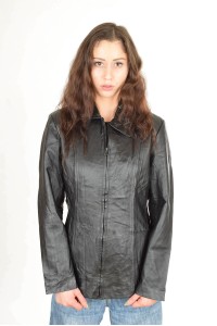 Грациозно черно яке от естествена кожа