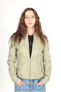 Кокетно яке от естествена кожа