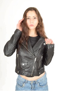 Класическо яке от естествена кожа