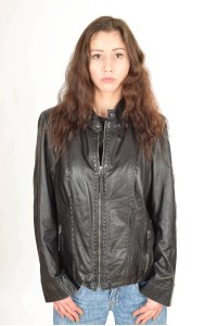 Черно яке от естествена кожа