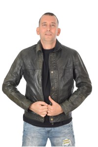 Модно тъмно зелено яке от естествена кожа