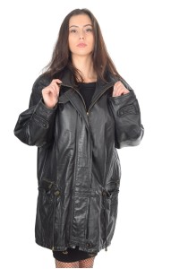 Класическо дамско яке от естествена кожа